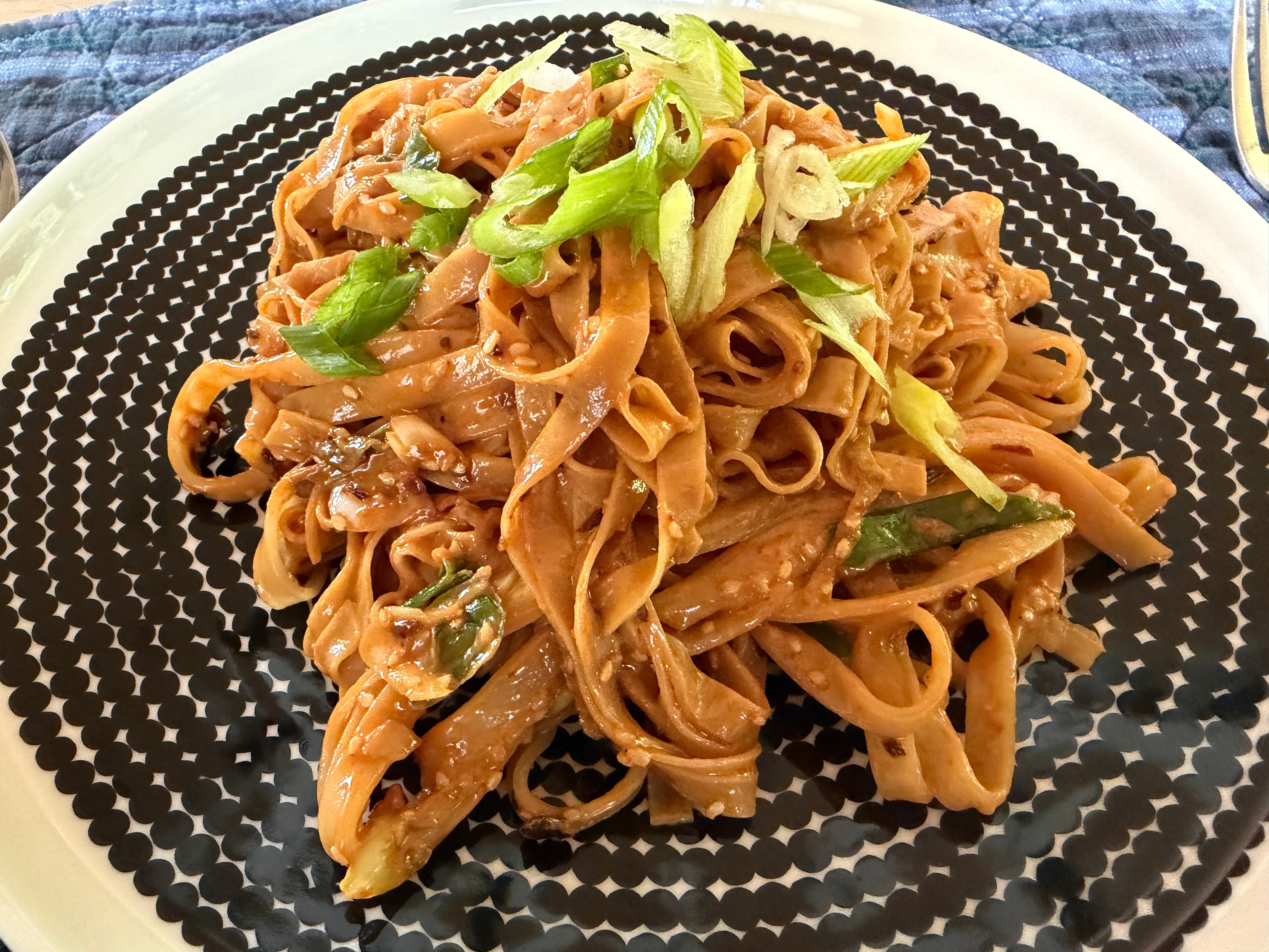 Chinese Peanut-Chili-Noodles